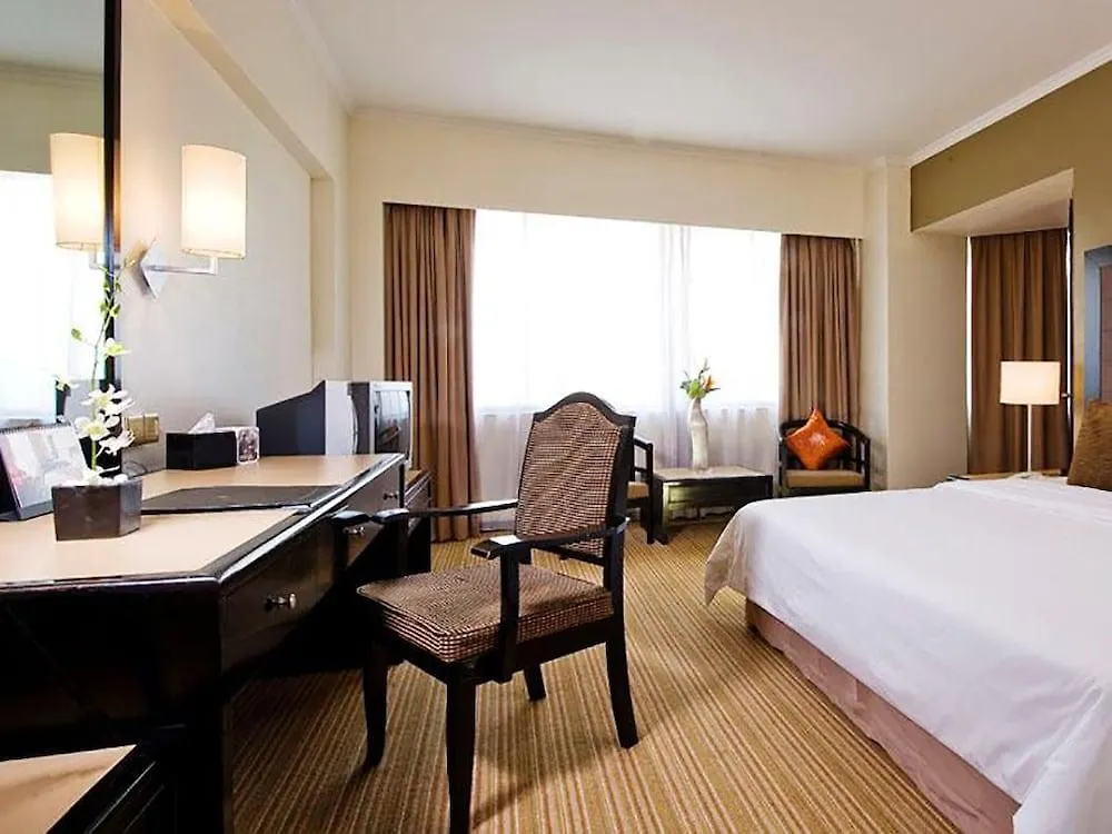 Impiana Hotel Ipoh 4*,